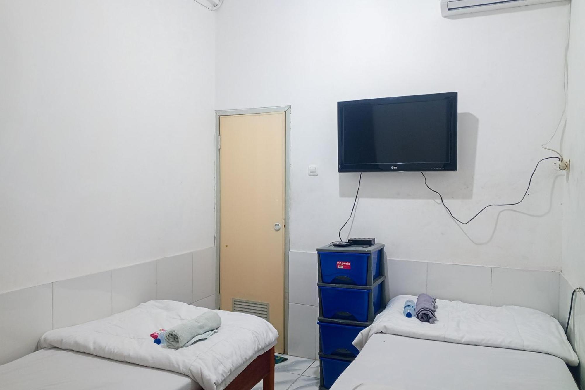 Malibu Syariah Bogor Redpartner Hotel Luaran gambar