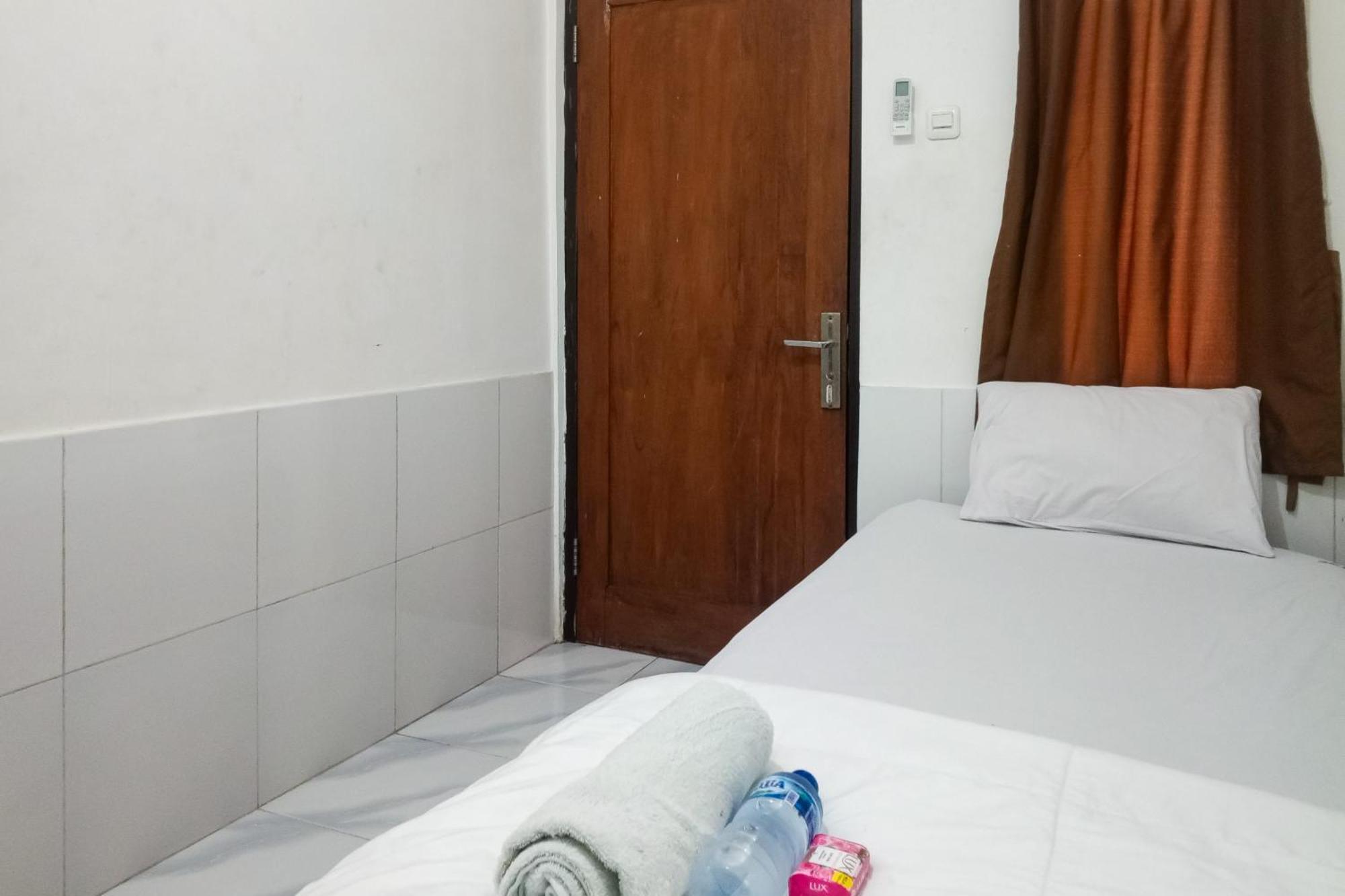 Malibu Syariah Bogor Redpartner Hotel Luaran gambar