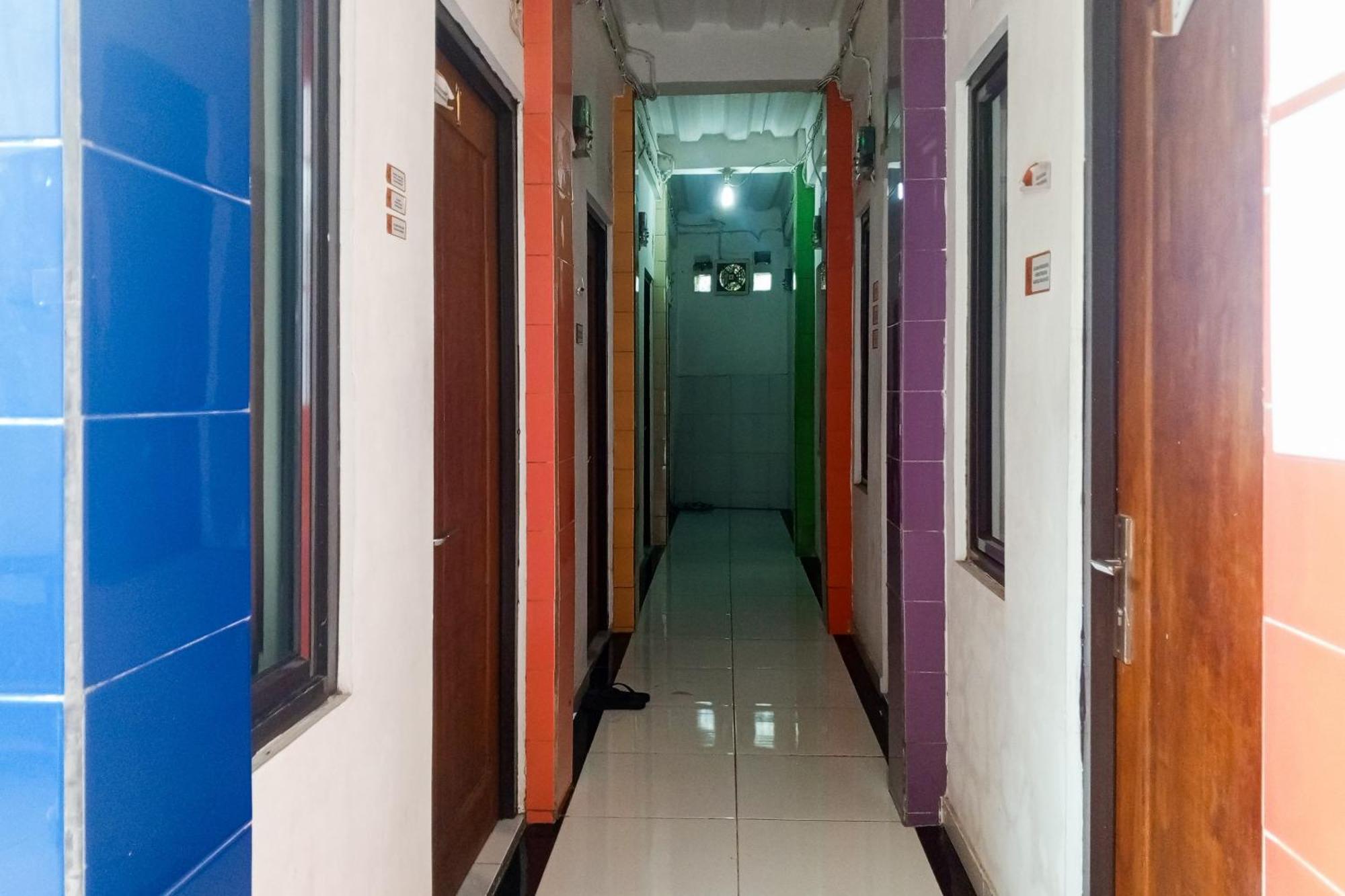 Malibu Syariah Bogor Redpartner Hotel Luaran gambar